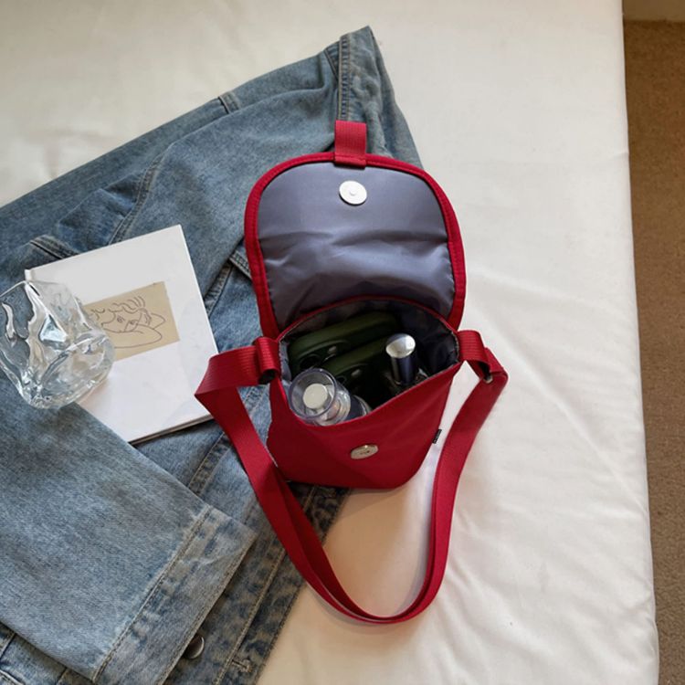 Picture of Small Size Canvas Shoulder Bag